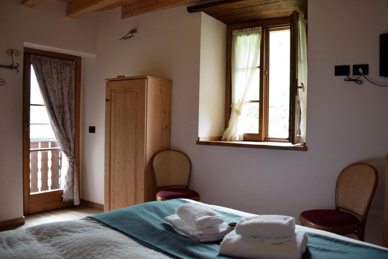 La Tana Del Tasso Rooms&Breakfast Camerata Cornello エクステリア 写真