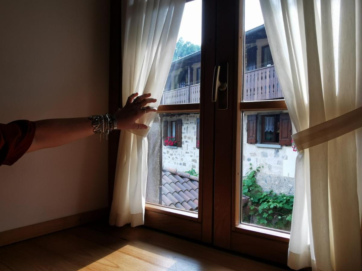 La Tana Del Tasso Rooms&Breakfast Camerata Cornello エクステリア 写真