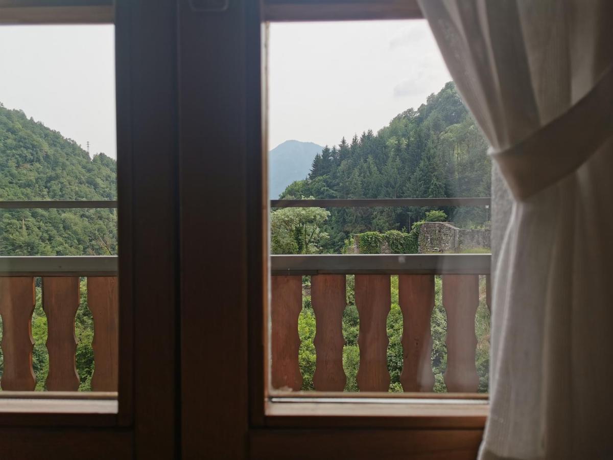 La Tana Del Tasso Rooms&Breakfast Camerata Cornello エクステリア 写真