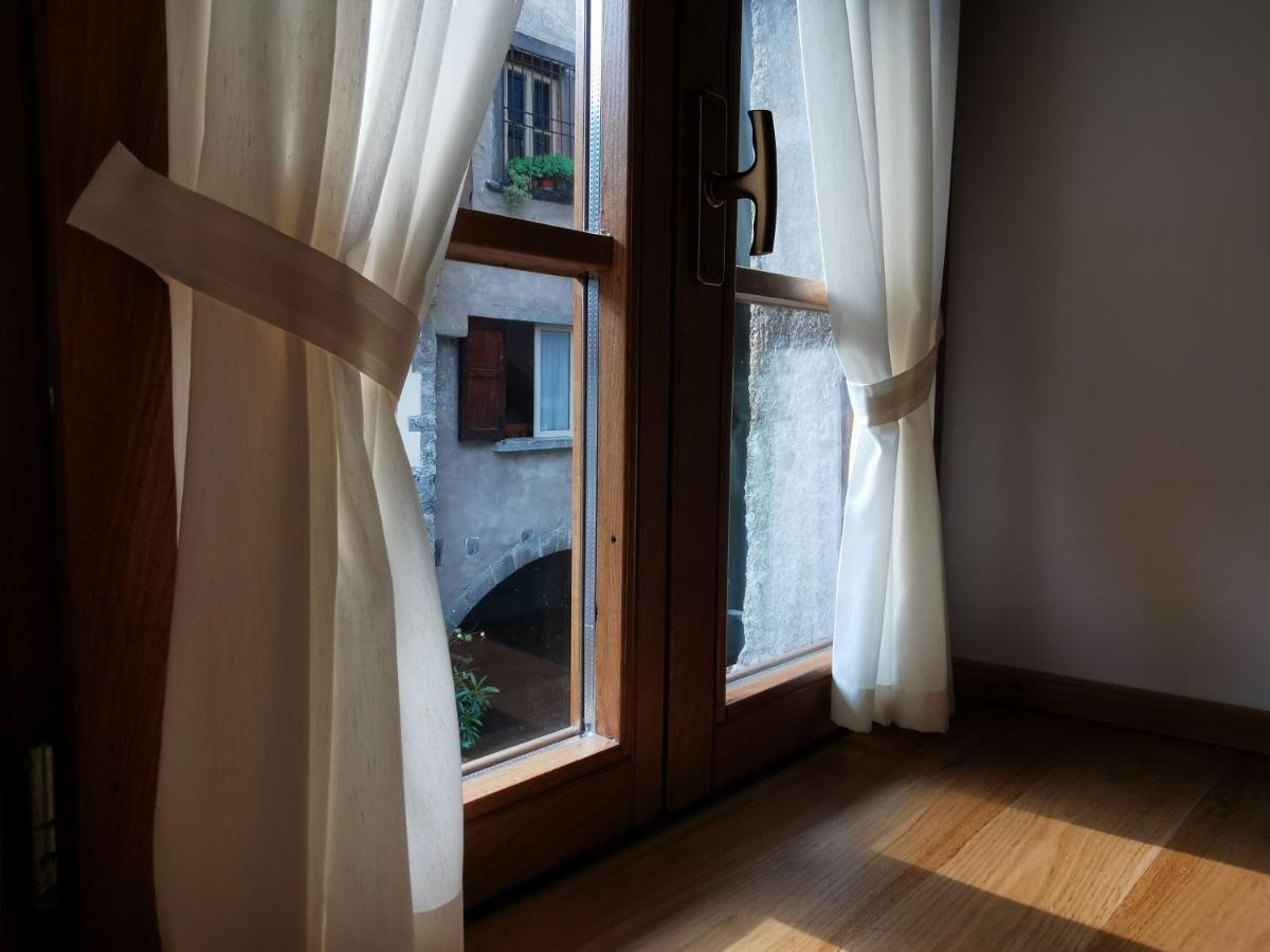La Tana Del Tasso Rooms&Breakfast Camerata Cornello エクステリア 写真