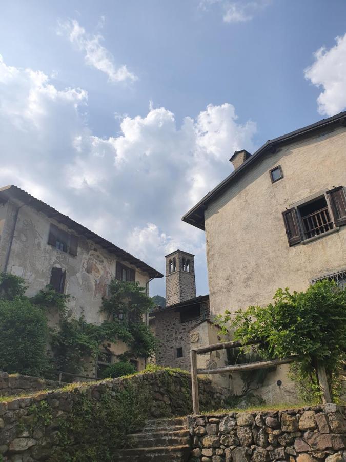 La Tana Del Tasso Rooms&Breakfast Camerata Cornello エクステリア 写真