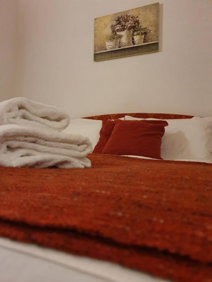 La Tana Del Tasso Rooms&Breakfast Camerata Cornello エクステリア 写真