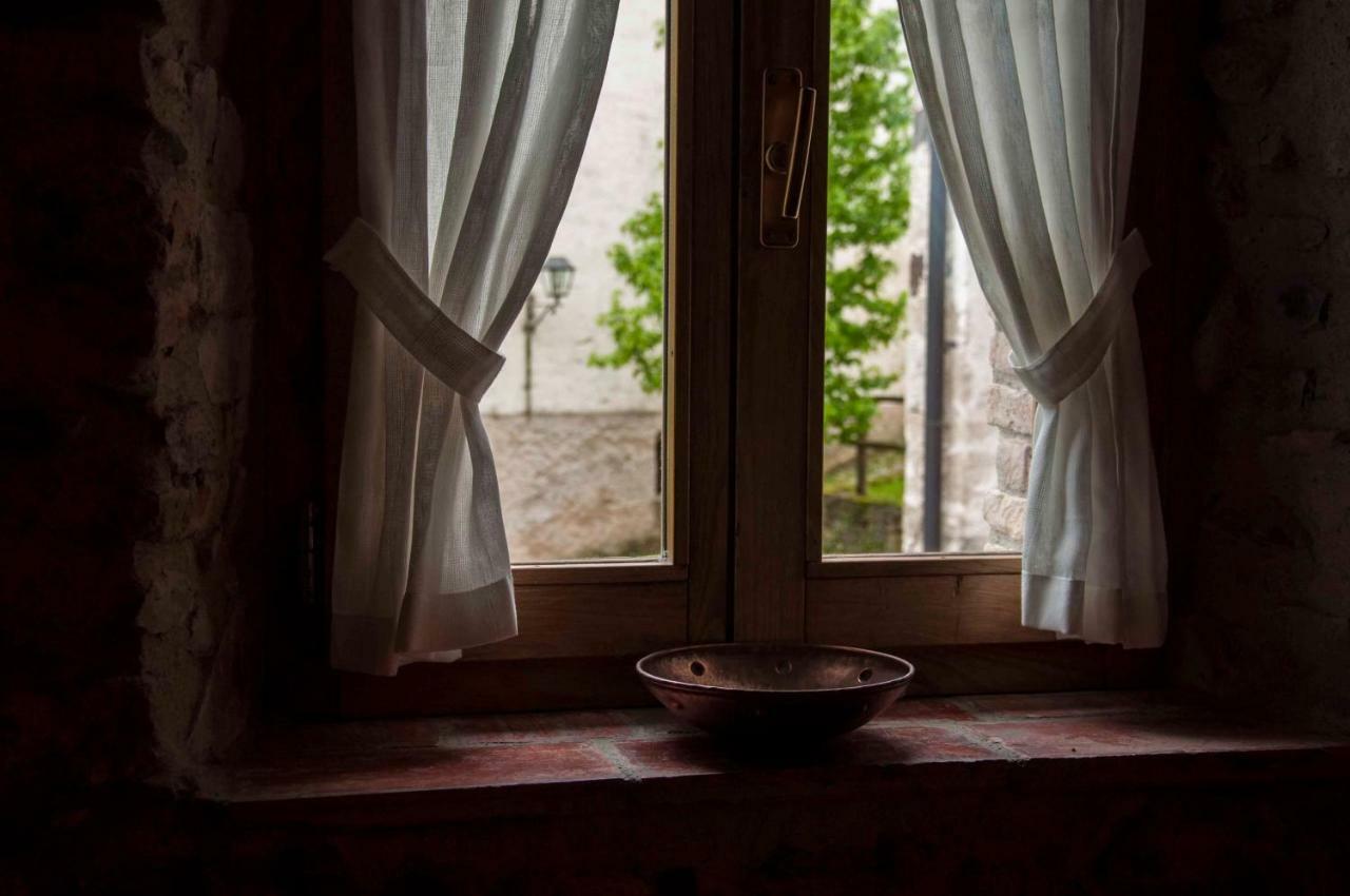 La Tana Del Tasso Rooms&Breakfast Camerata Cornello エクステリア 写真